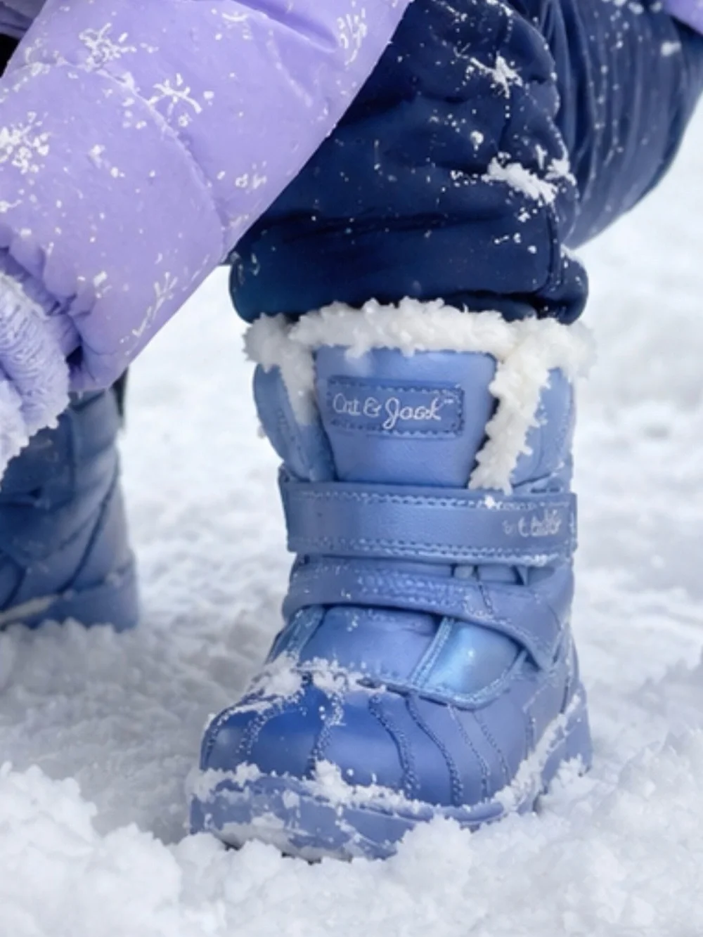 Cat & Jack Toddler Winter Snow Boots Iridescent Blue Faux Fur Lined Size 8 NWT